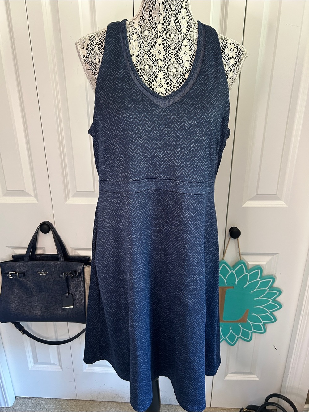 Mondetta Navy Chevron-Texture Sleeveless Midi Active Dress with Built-In Bra